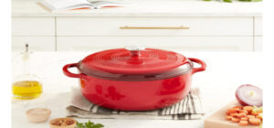 Read more about the article Tramontina vs Lodge Dutch Oven: A Detailed Comparison